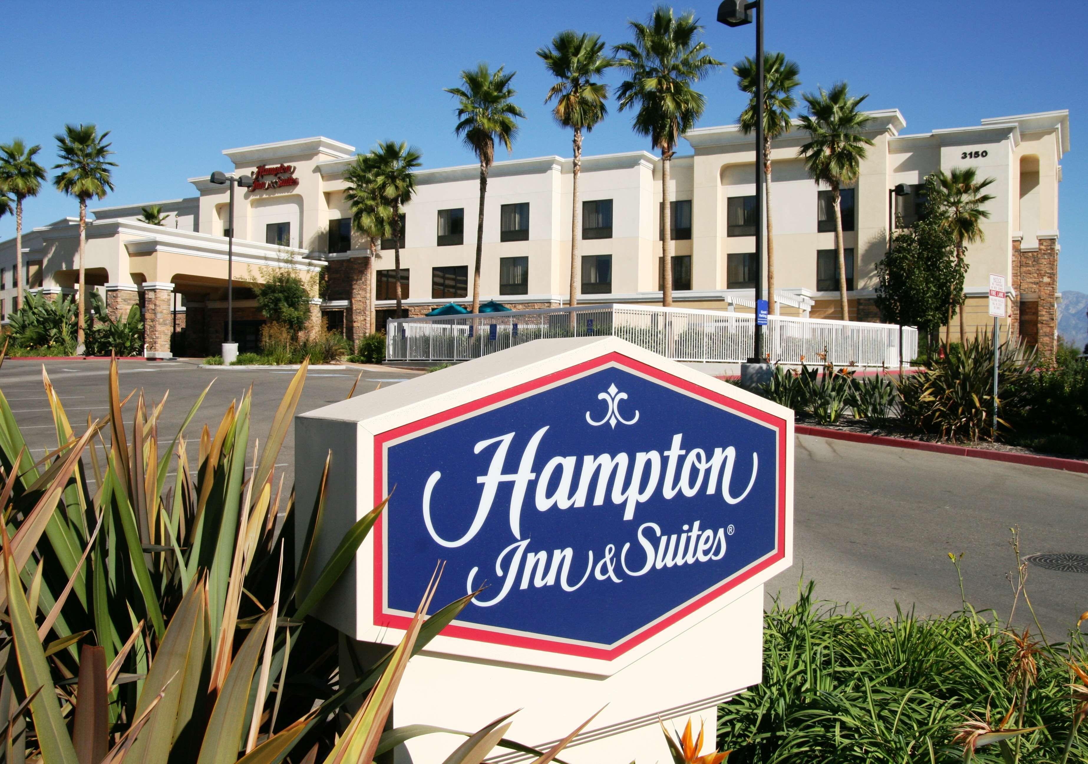 4 Top-Rated Hotels Close to Phillips Ranch Park, Pomona