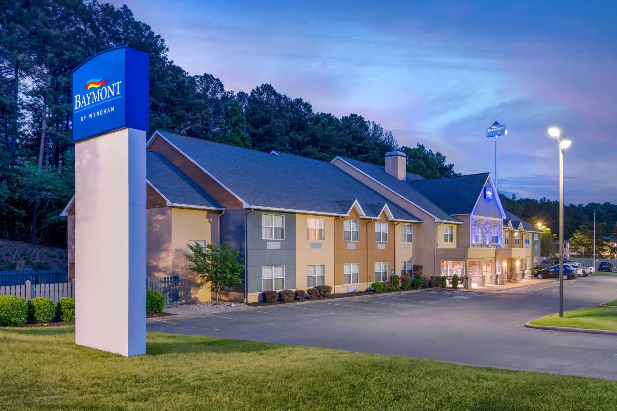 5 Budget Hotels Near Town Center Prado Kennesaw Worth Booking