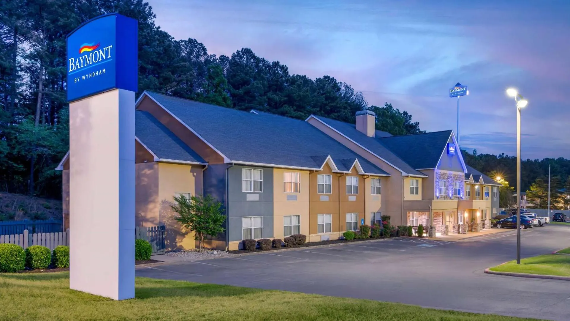 5 Budget Hotels Near Town Center Prado Kennesaw Worth Booking