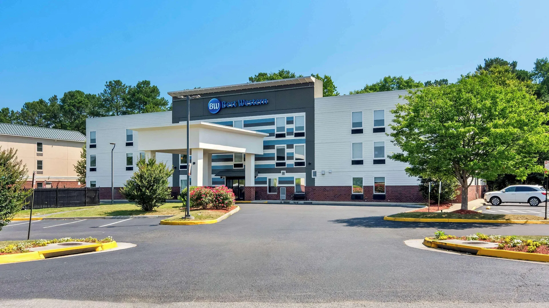 Staying Near Kings Dominion: 4 Leisure Hotels Compared